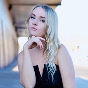 Meet your Posher, Molly